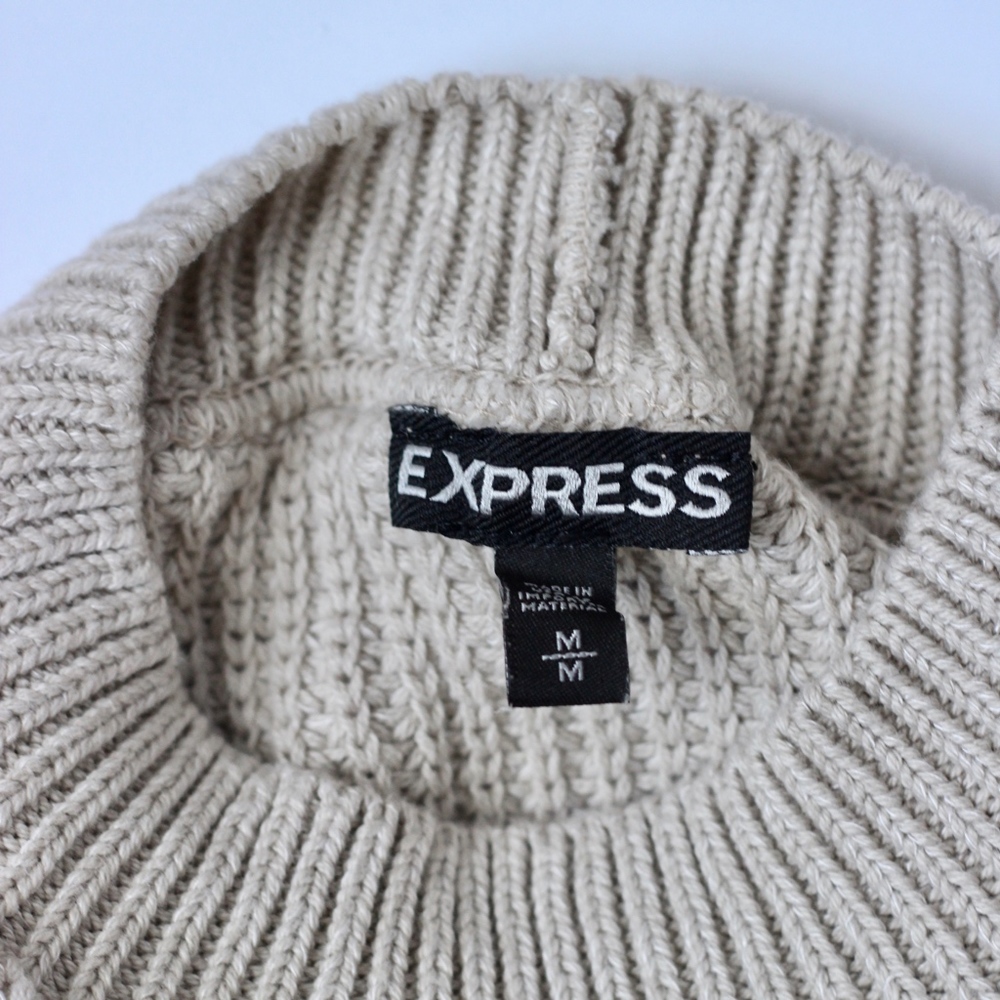 Express Top M - Picture 4 of 4